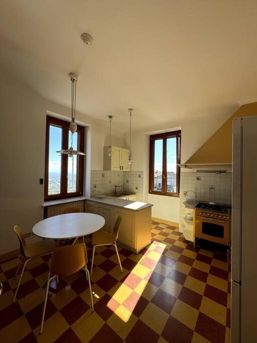 Valdragone Palazzo Pia Rooms מראה חיצוני תמונה