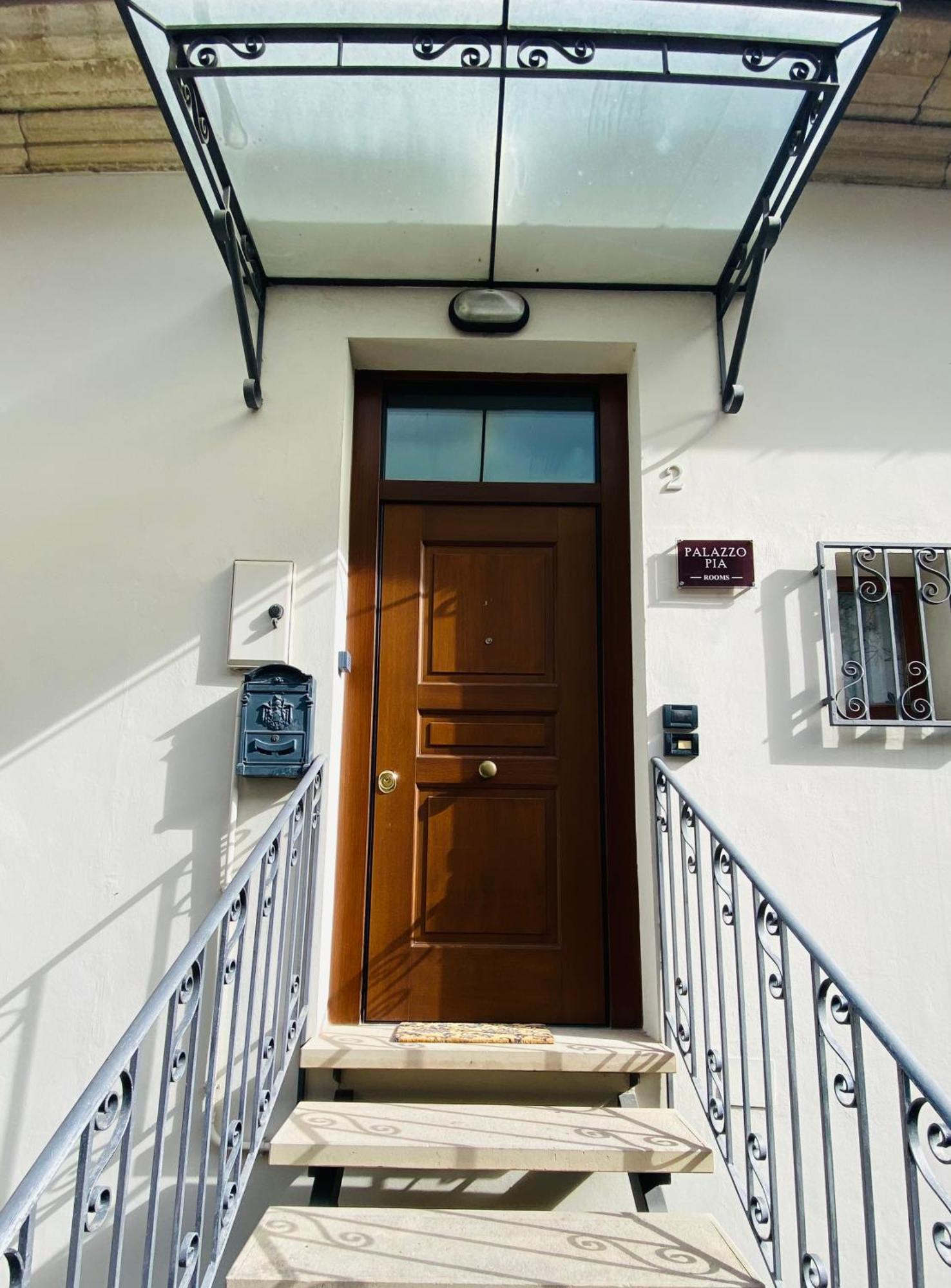 Valdragone Palazzo Pia Rooms מראה חיצוני תמונה